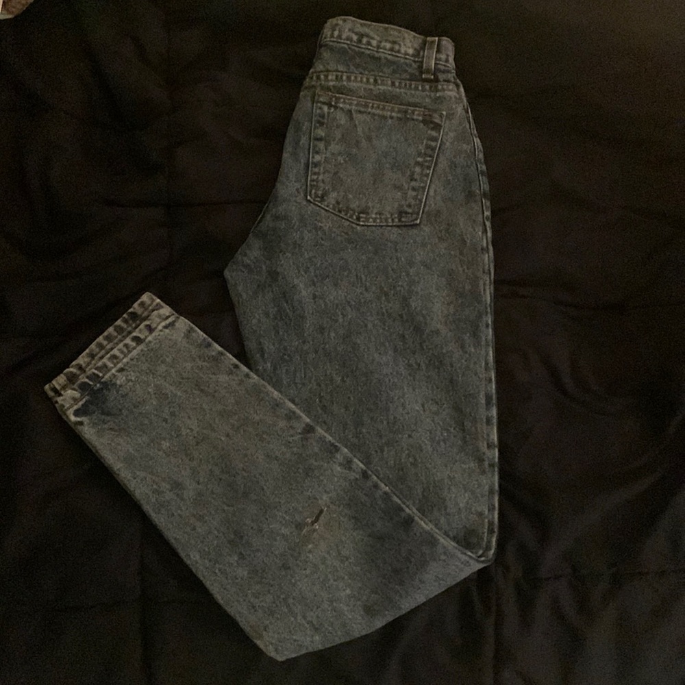 American Apparel high waisted jeans.
